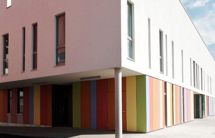 Kinderkrippe und Jugendfreizeitstätte